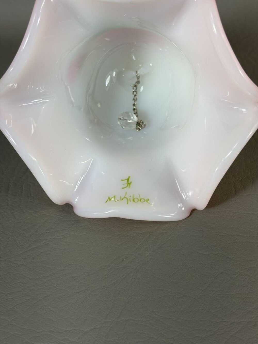 Vintage Fenton Art Glass Bell Hand-Painted Floral Signed M. Kibbe Satin Pink - Picture 12 of 16